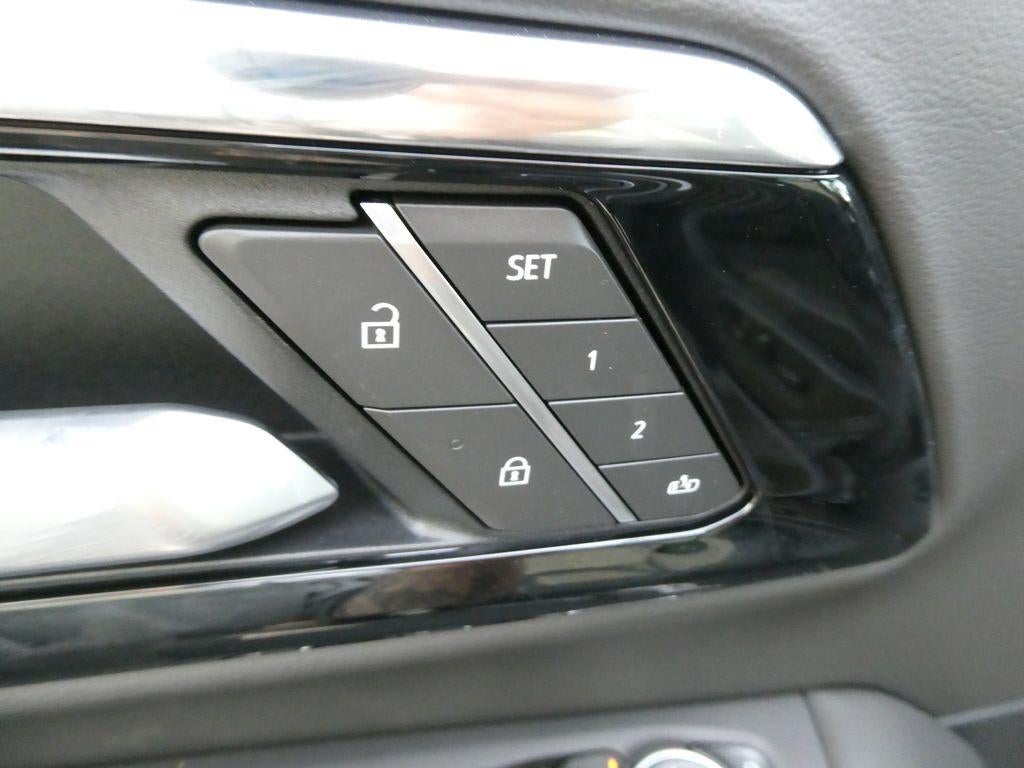 2026 Chevrolet Suburban High Country - Photo 21