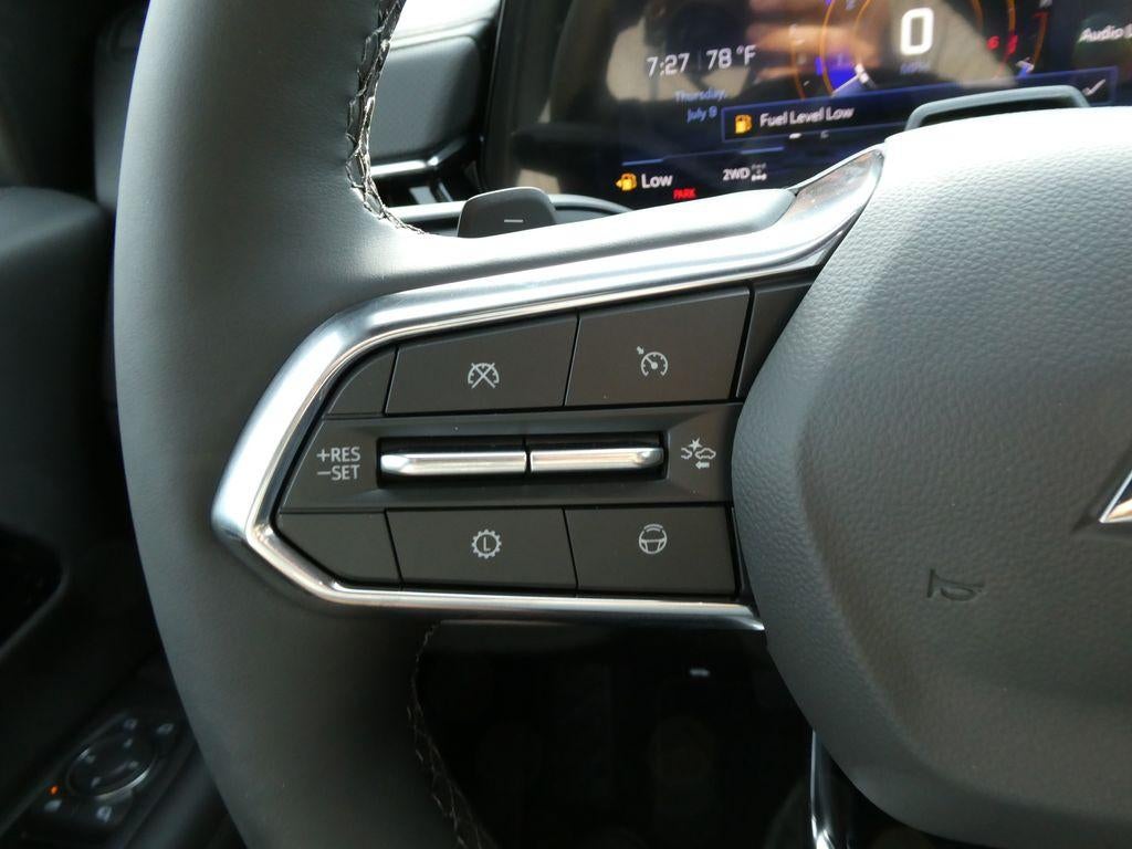 2026 Chevrolet Suburban High Country - Photo 25