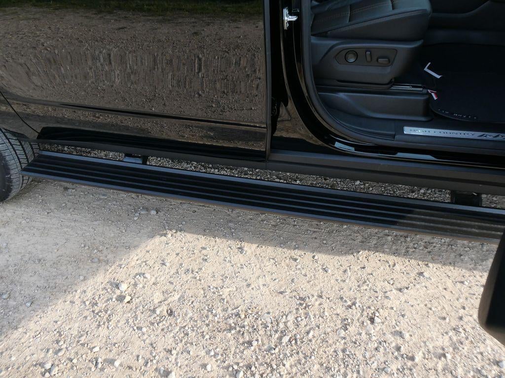 2026 Chevrolet Suburban High Country - Photo 9