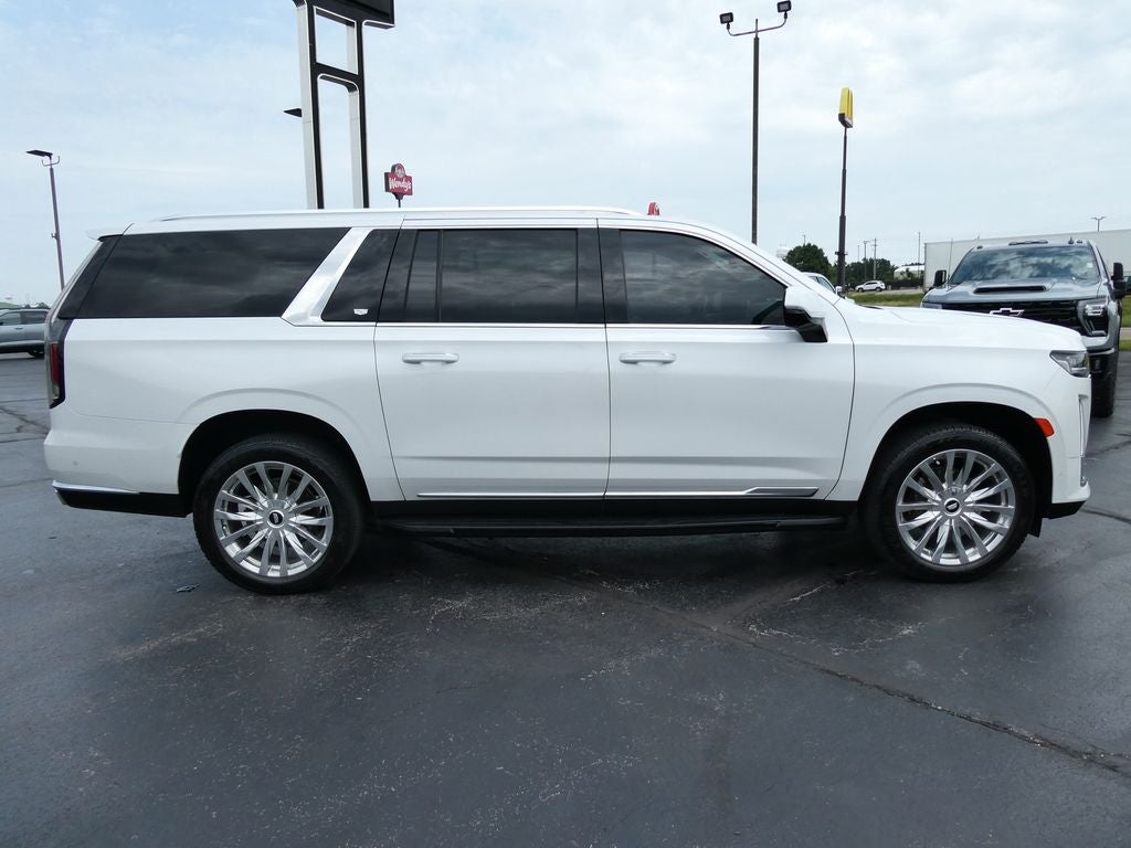 2022 Cadillac Escalade ESV Premium Luxury