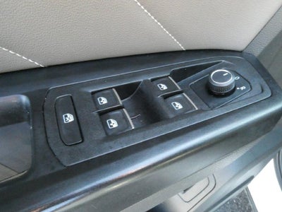 2021 Volkswagen Atlas 3.6L V6 SE w/Technology R-Line