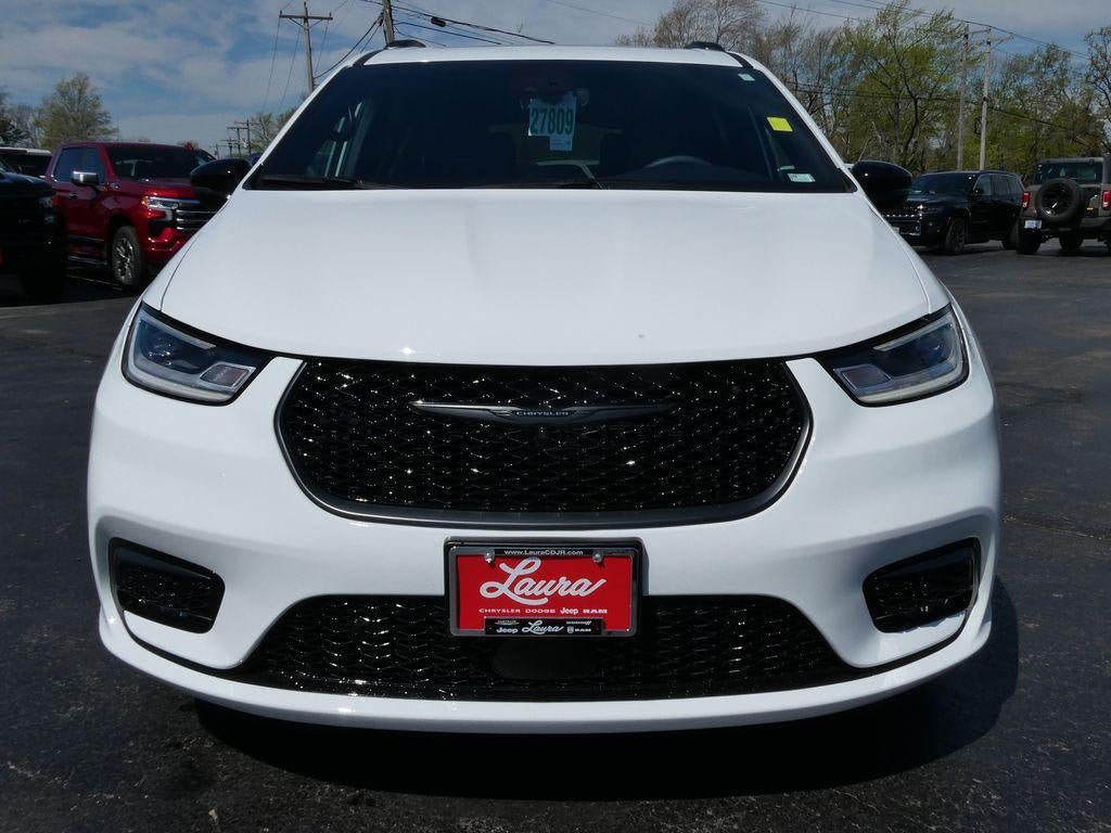 2024 Chrysler Pacifica Hybrid Premium S Appearance Pkg