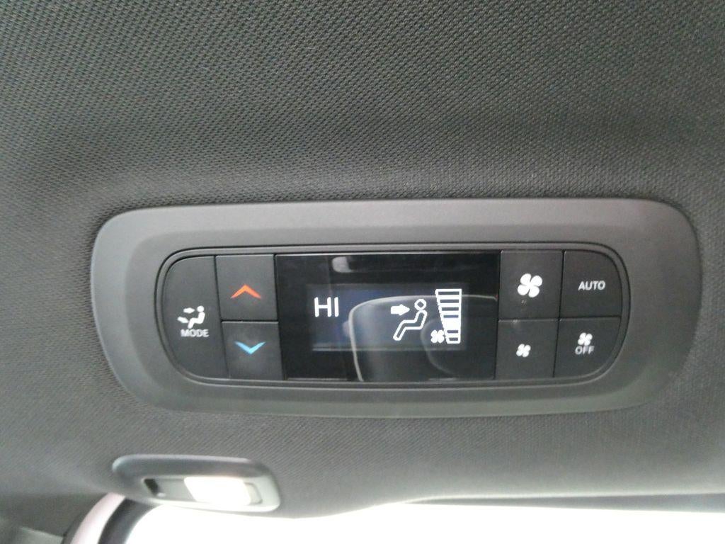 2024 Chrysler Pacifica Hybrid Premium S Appearance Pkg