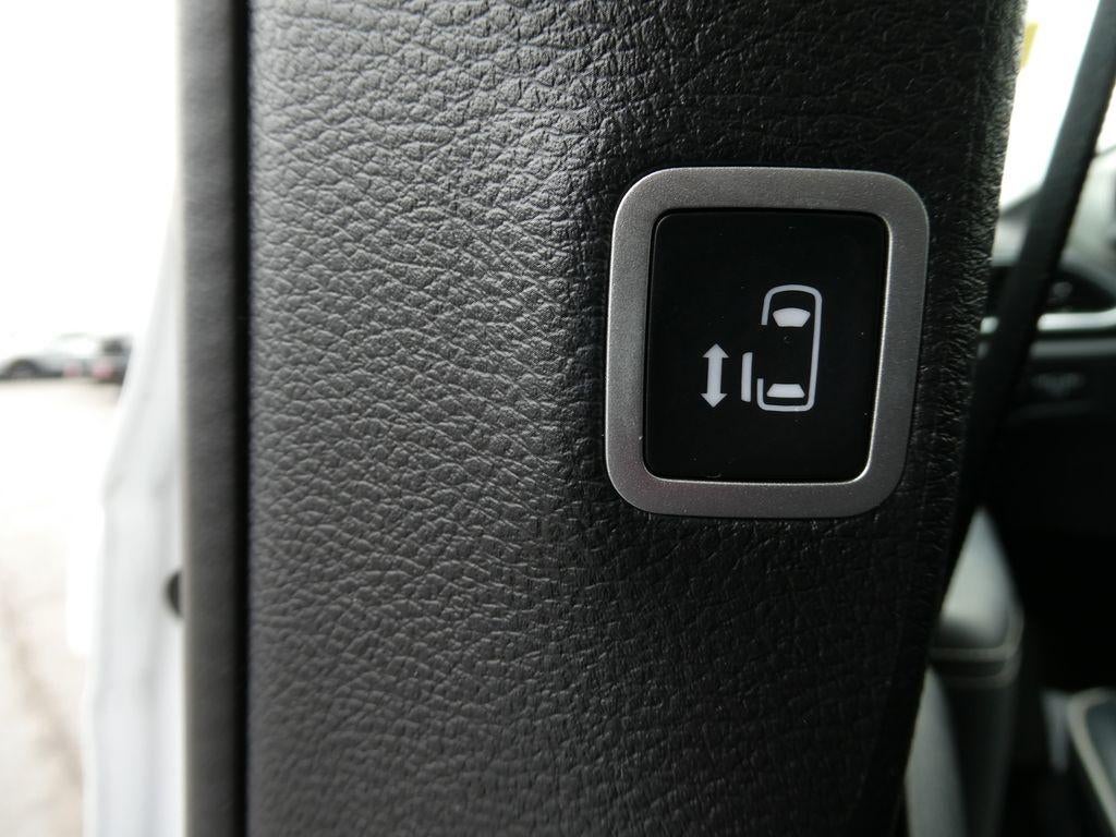 2024 Chrysler Pacifica Hybrid Premium S Appearance Pkg