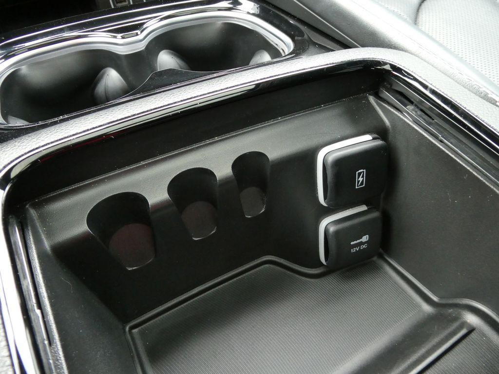 2024 Chrysler Pacifica Hybrid Premium S Appearance Pkg