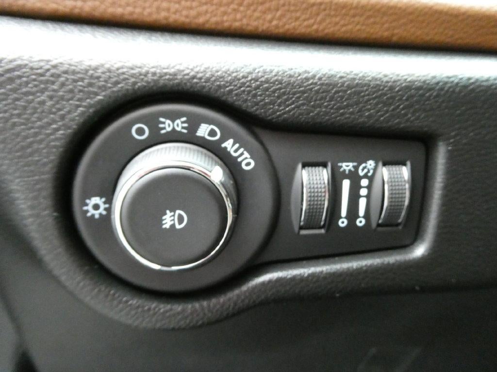 2021 Chrysler Pacifica Limited AWD