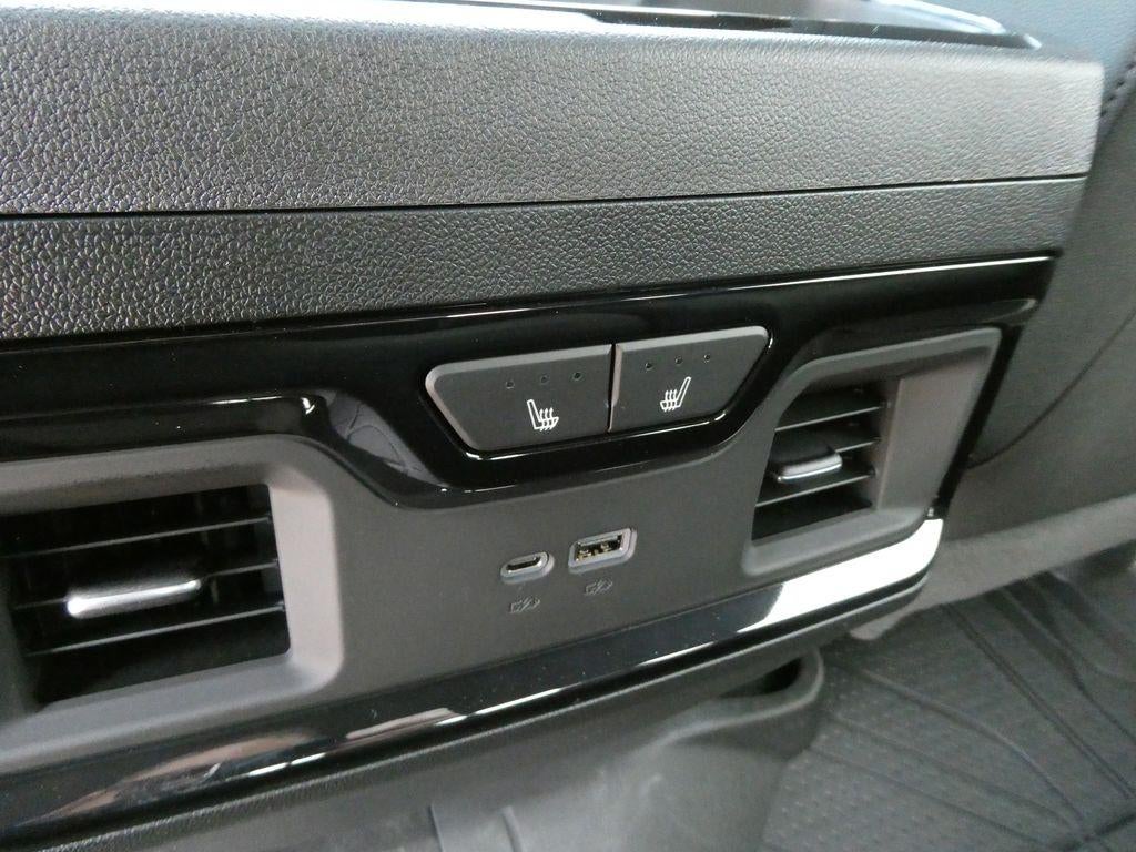 2026 Chevrolet Silverado 2500 HD ZR2 - Photo 17