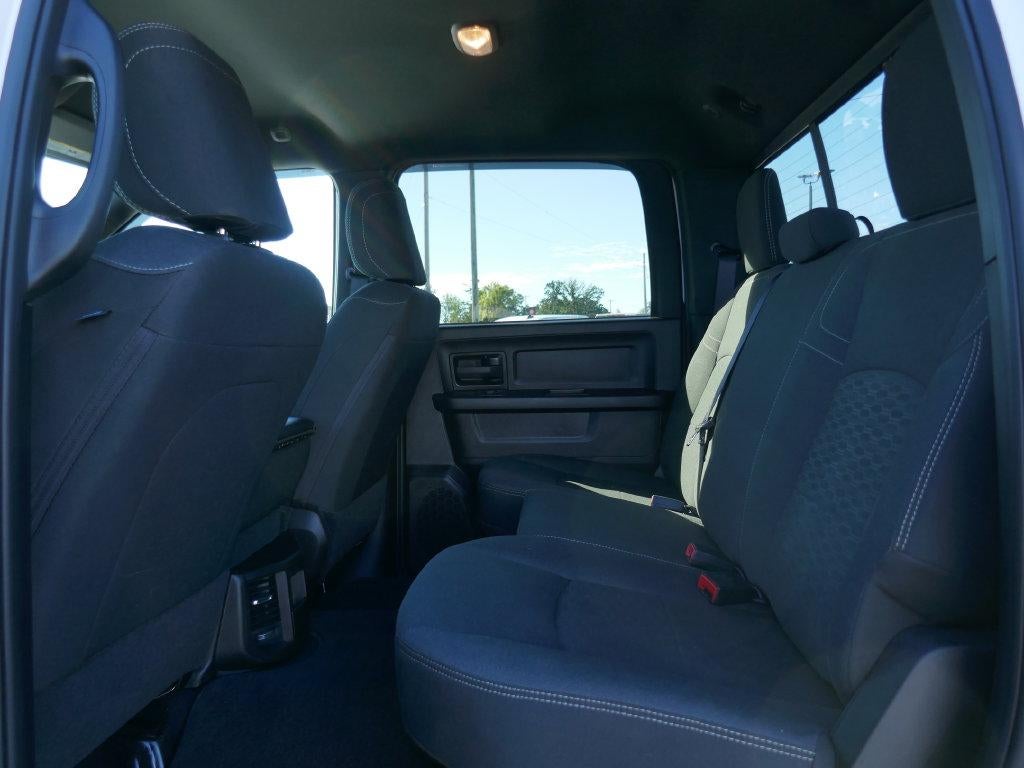 2025 RAM 2500 Tradesman Crew Cab 4x4 6'4" Box