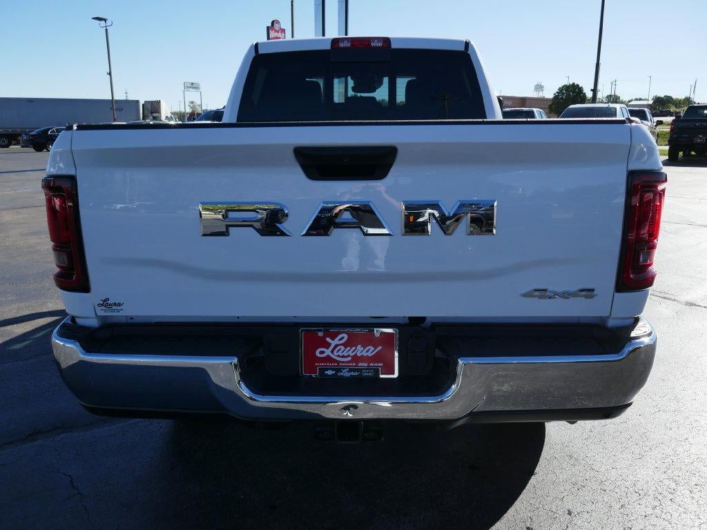 2025 RAM 2500 Tradesman Crew Cab 4x4 6'4" Box