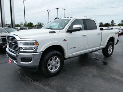 2020 RAM 2500 Laramie Crew Cab 4x4 6'4" Box