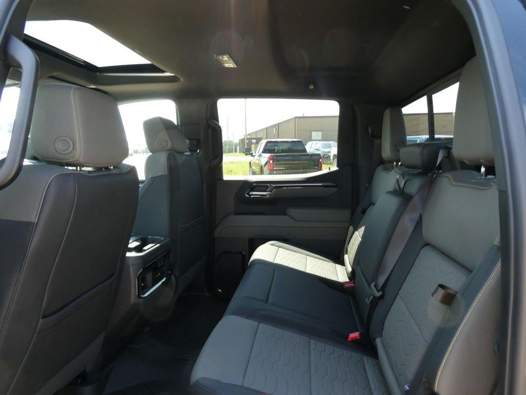 2026 Chevrolet Silverado 1500 ZR2 - Photo 16