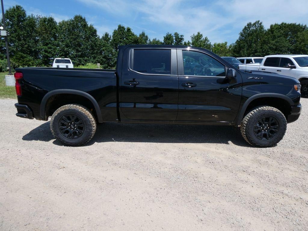 2026 Chevrolet Silverado 1500 ZR2 - Photo 3