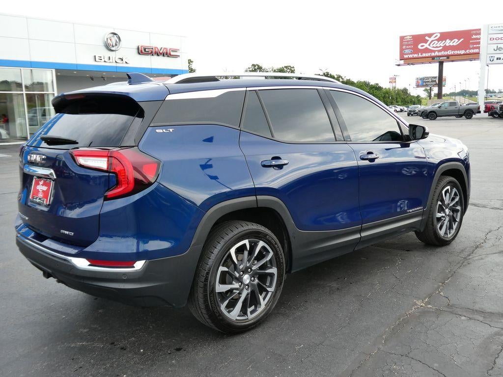 2022 GMC Terrain SLT