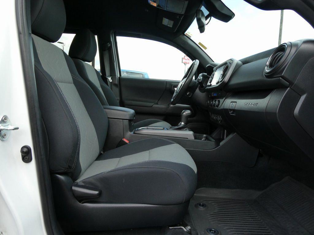 2022 Toyota Tacoma 4WD SR