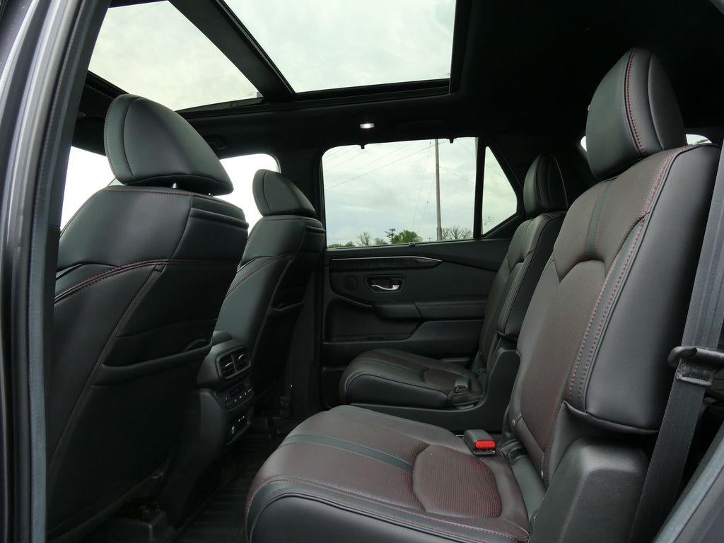 2025 Honda Pilot Black Edition