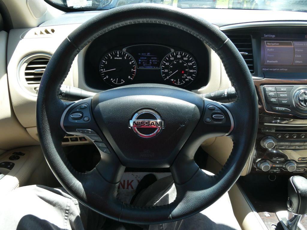 2016 Nissan Pathfinder Platinum