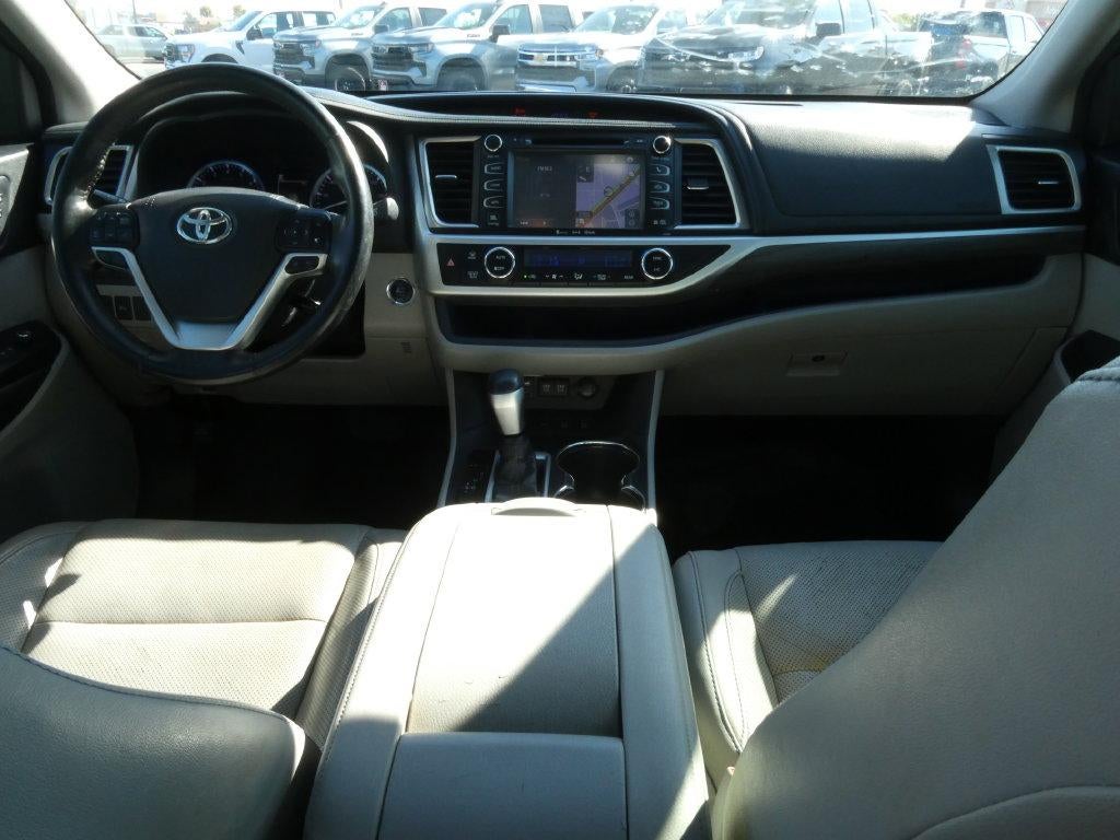 2017 Toyota Highlander Limited Platinum