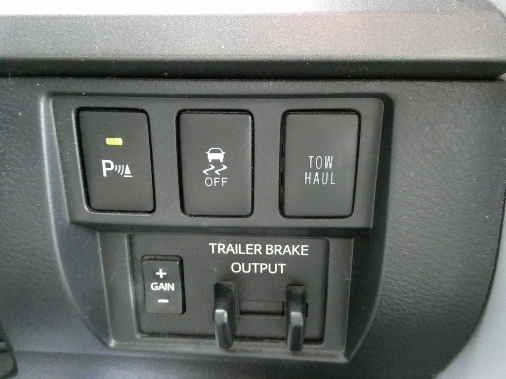 2019 Toyota Tundra 4WD SR5