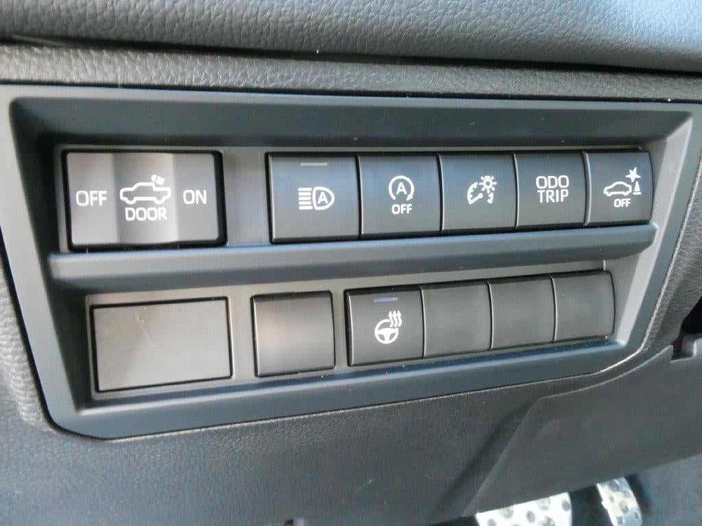 2026 Toyota Tundra Limited CrewMax 5.5' Bed