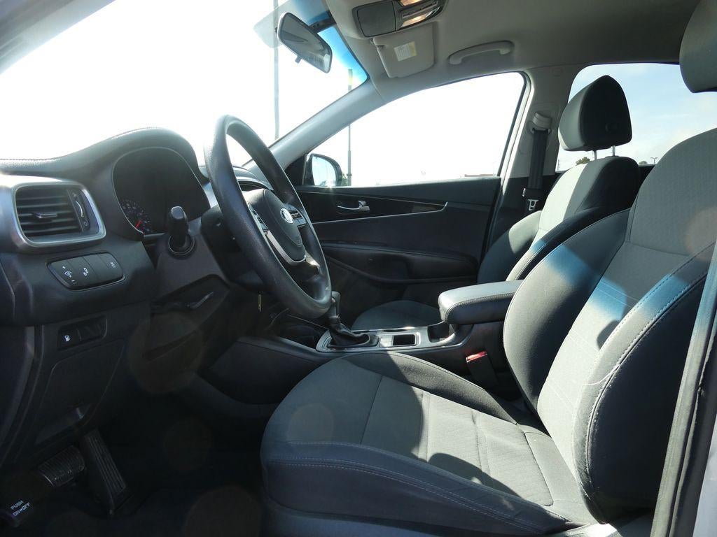 2019 Kia Sorento 3.3L LX