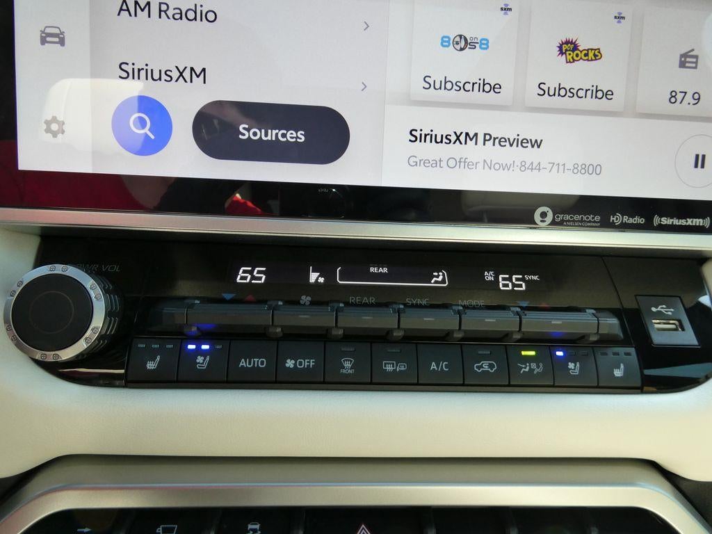 2023 Toyota Sequoia Capstone