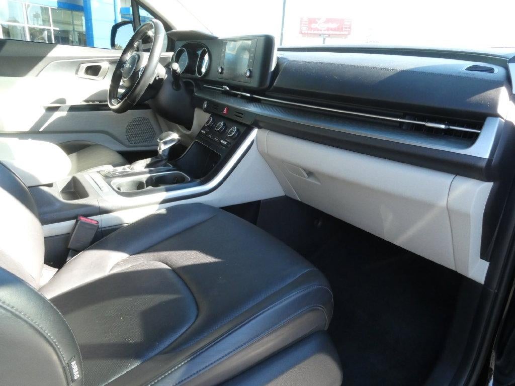 2023 Kia Carnival MPV LX Seat Package