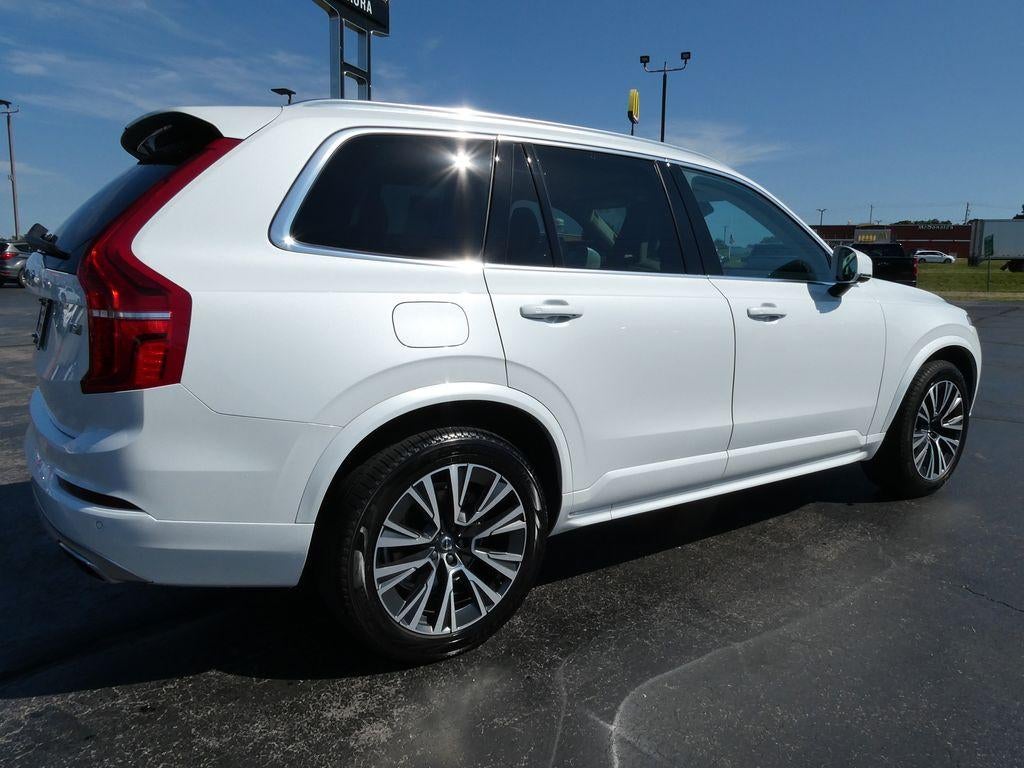 2021 Volvo XC90 T5 Momentum 7 Passenger